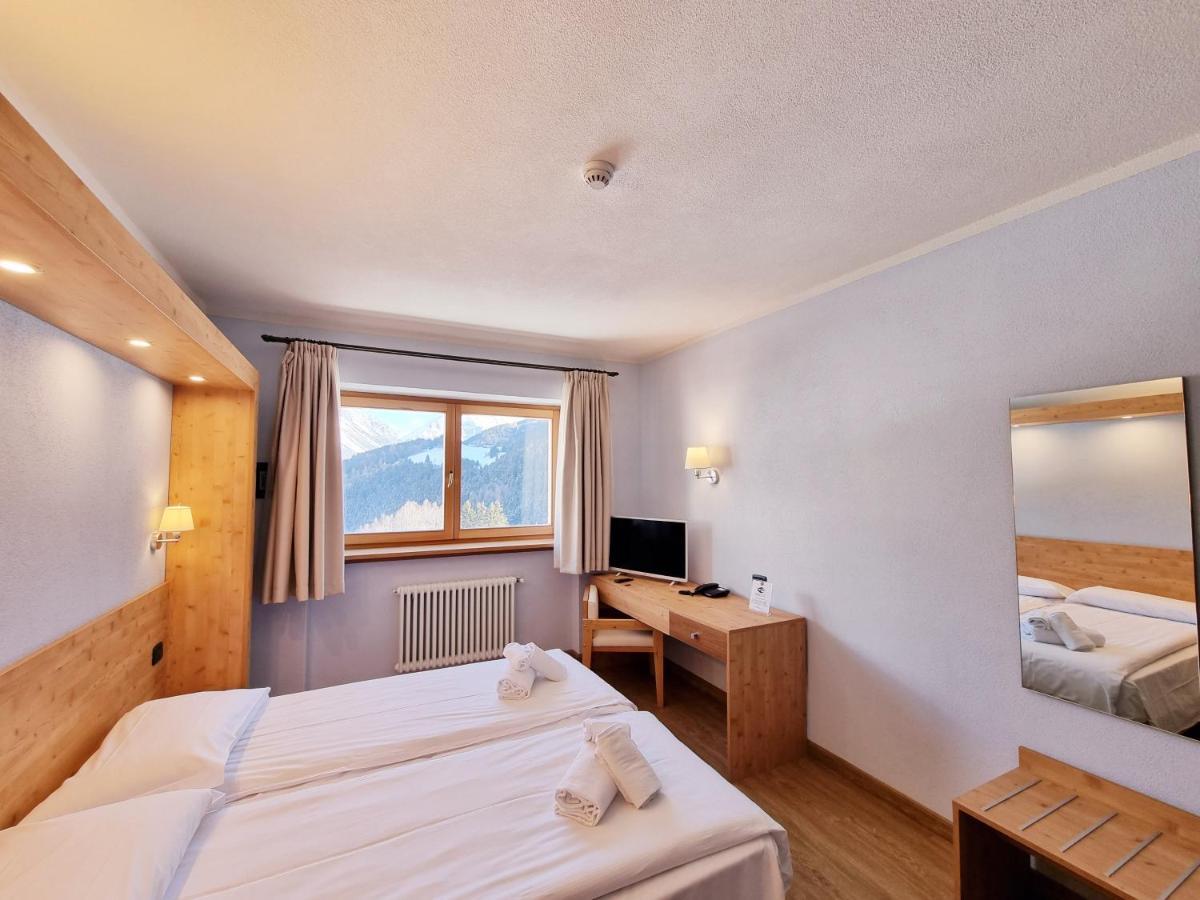 Hotel San Carlo, Tra Bormio E Livigno Isolaccia Extérieur photo