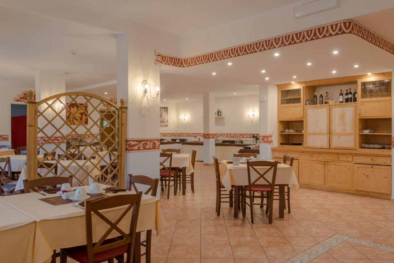 Hotel San Carlo, Tra Bormio E Livigno Isolaccia Extérieur photo