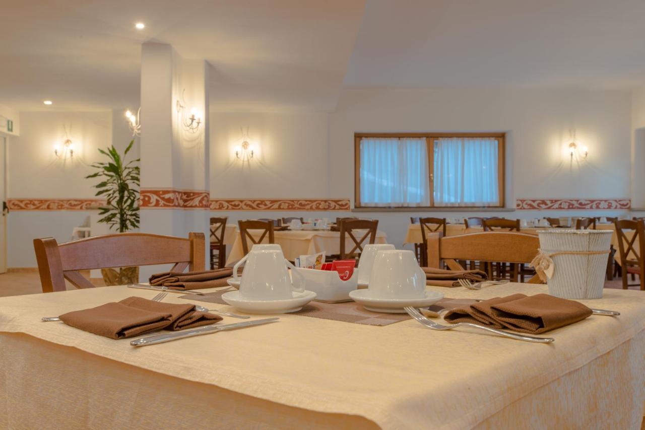 Hotel San Carlo, Tra Bormio E Livigno Isolaccia Extérieur photo