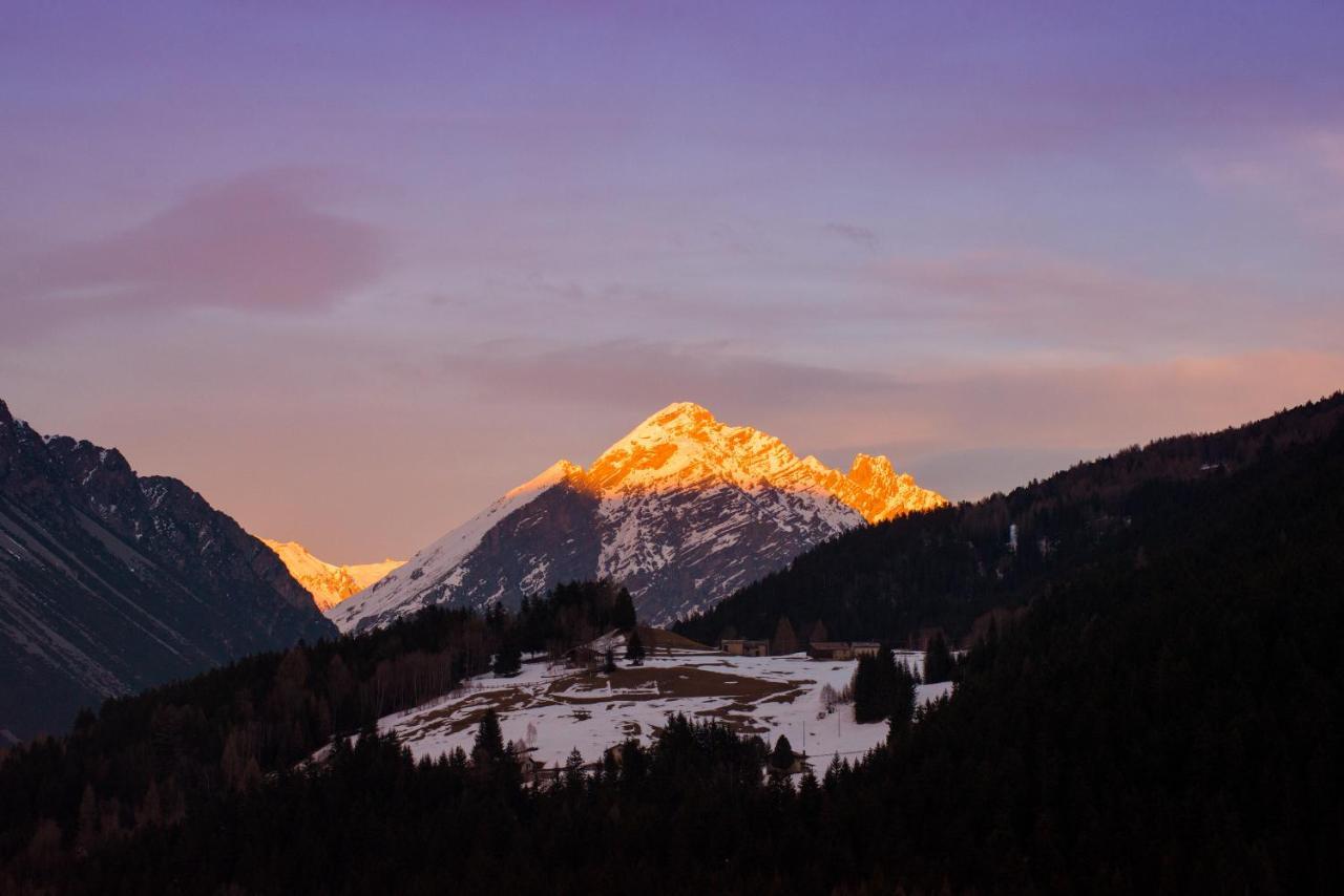 Hotel San Carlo, Tra Bormio E Livigno Isolaccia Extérieur photo